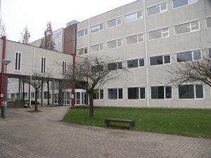 TUE Gebouw de Eeuwsels (s2) op het TU/e terrein waar we in 2013 intrekken met de BOL4 opleidingen. Vanwege de verkoop van...