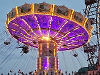 PICT3494 B  De Prater in Wenen (avond-excursie). Gewoon een hele grote kermis